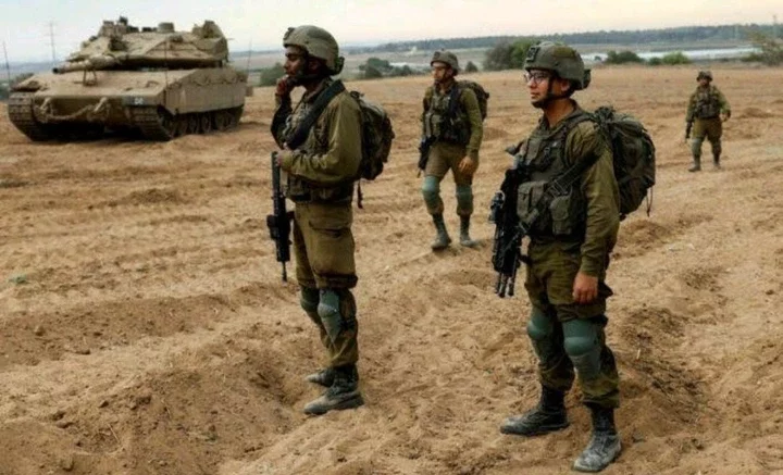 Israeli Forces Advance Near Damascus, Highlighting Syrian Military Vulnerabilities