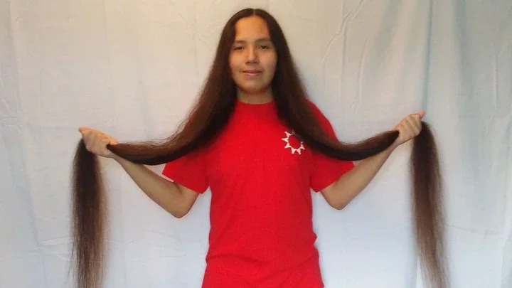 Meet the man with the longest hair in the world