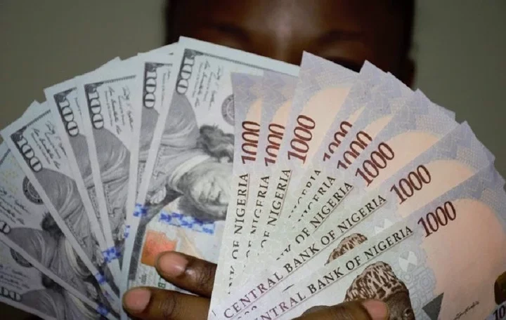 Panic As Naira Slumps Further Against Dollar