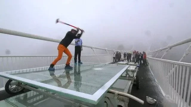 See How The Chinese Glass Bridge Was Tested Before People Were Allowed To Cross (Photos)