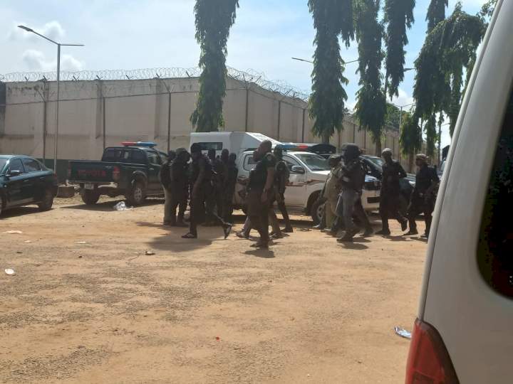 Photos from Kuje prison after the attack by terrorists