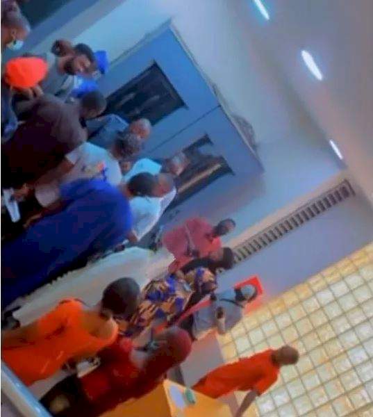 GTBank reportedly locks customers inside hall for complaining about SMS charges (Video)