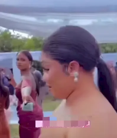 Emotional moment bridesmaid burst into tears as she watched bride walk down the aisle (Video)