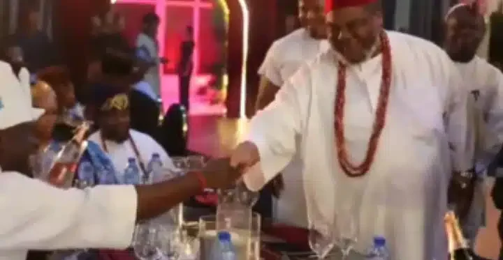 'Pete Edochie disrespected the king' - Reactions as actor exchanges handshake with Ooni of Ife (Video)