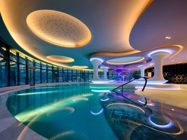 Underwater Hotels: 10 Breathtaking Locations for Vacation