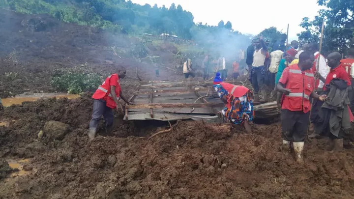 13 killed, houses swept away in Uganda landslide