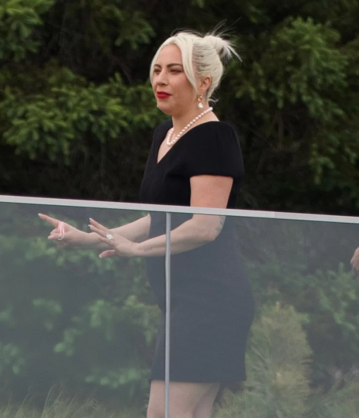 Singer Lady Gaga responds to pregnancy rumors after photos surfaced from her sister