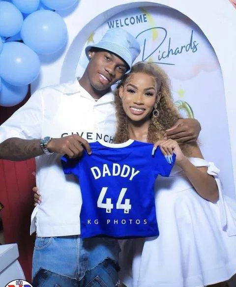 Dujuan Richards and his girlfriend Natalia Kimoya have welcomed their first child