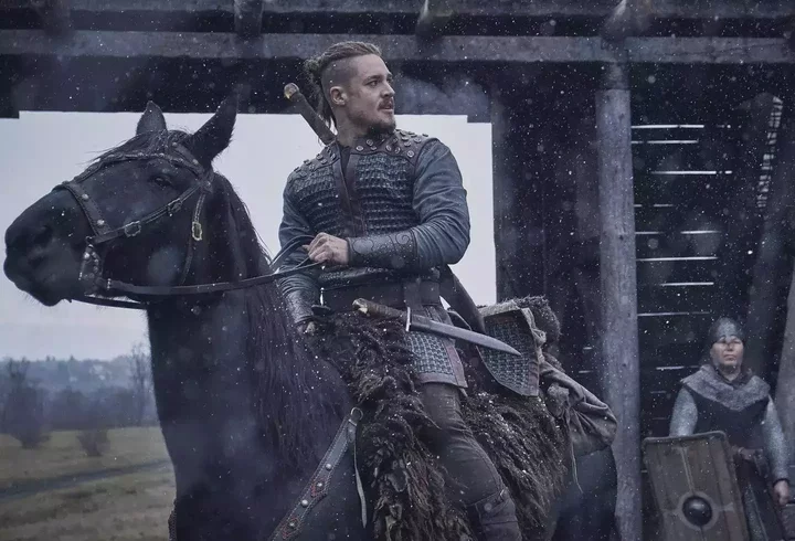 Alexander Dreymon stars in the epic series as Uhtred. (Carnival Film & Television/Netflix)