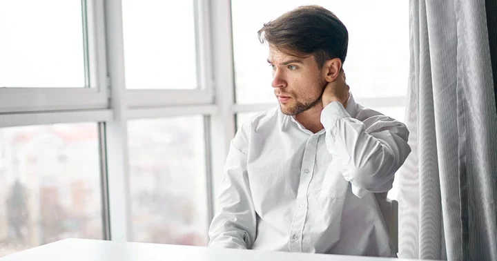 8 common behaviors that make people dislike you (without you realizing ...