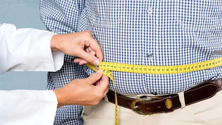 Researchers uncover why waistlines expand during middle age