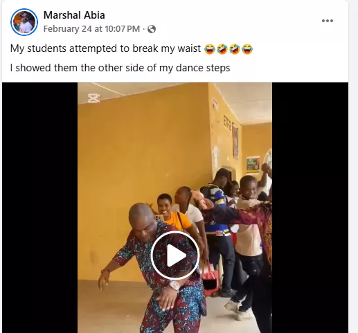 Video of Nigerian lecturer dancing with his students after class