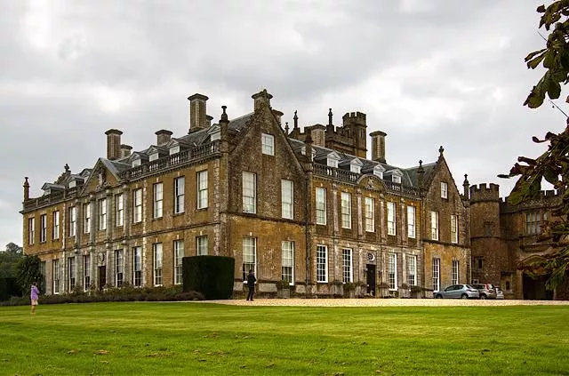 Melbury House, a Grade I listed mansion on the estate, is home to Ms Townshend