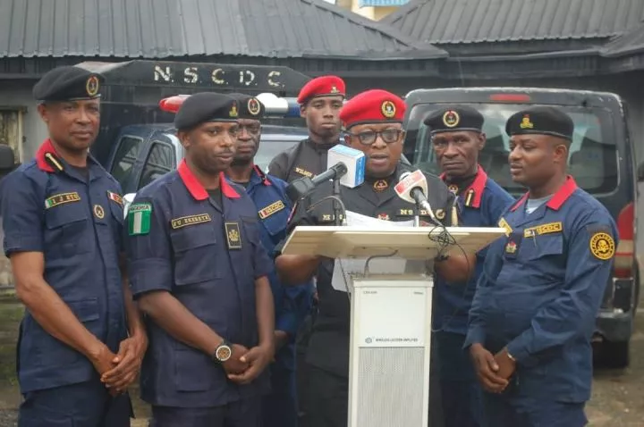 Akwa Ibom NSCDC rescues 12-year-old girl locked up, st@rved and t0rtured for two years by her father and stepmother over witchcraft allegation