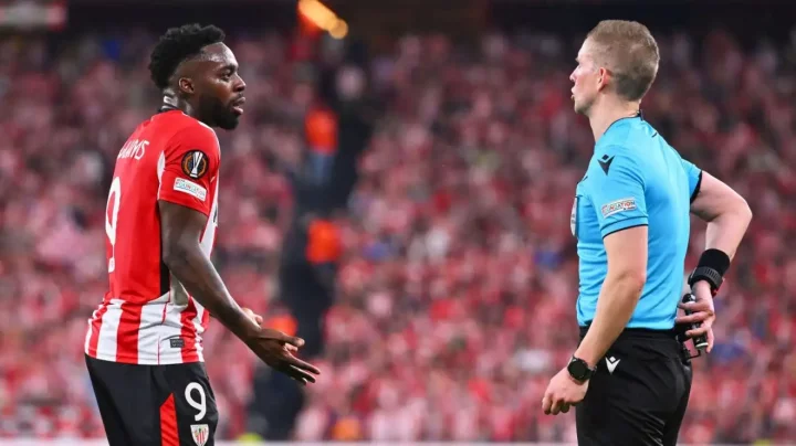 Athletic Bilbao star Williams slams referee and sends warning to Man Utd ahead of second leg Athletic Bilbao star Williams slams referee and sends warning to Man Utd ahead of second leg