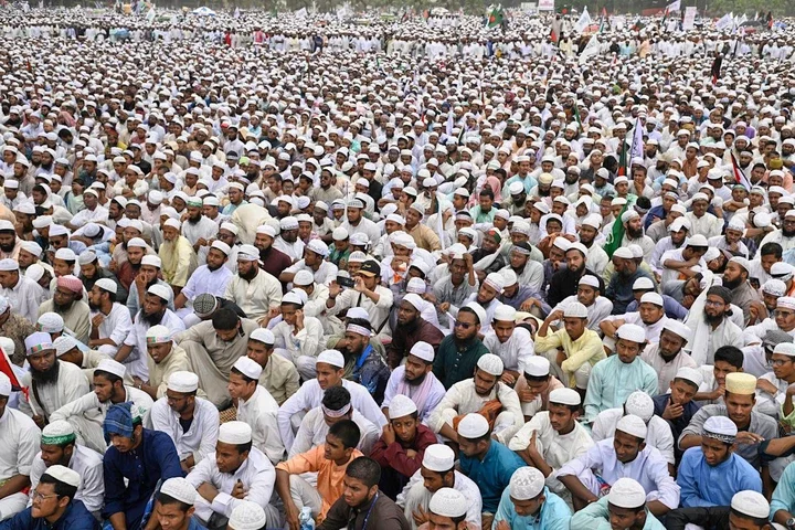 Thousands of Islamists rally in Bangladesh against proposed changes to women's rights Thousands of Islamists rally in Bangladesh against proposed changes to women's rights