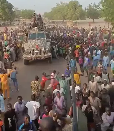 Villagers welcome Nigerian soldiers back from successful operation