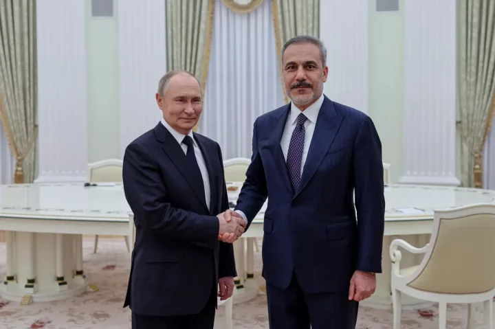 Putin received the Turkish Foreign Minister. They discussed the war in Ukraine Putin received the Turkish Foreign Minister. They discussed the war in Ukraine