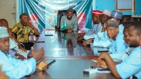 Super Eagles of Nigeria captain Ahmed Musa has debunked fake news about gifting players cars after his appointment as Kano Pillars General Manager.