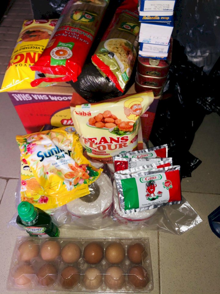 Lady shows off food items she purchased with just ₦500 (Photos)