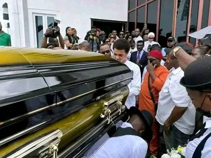 Nollywood actor, Saint Obi buried amid tears in Imo (Photos)