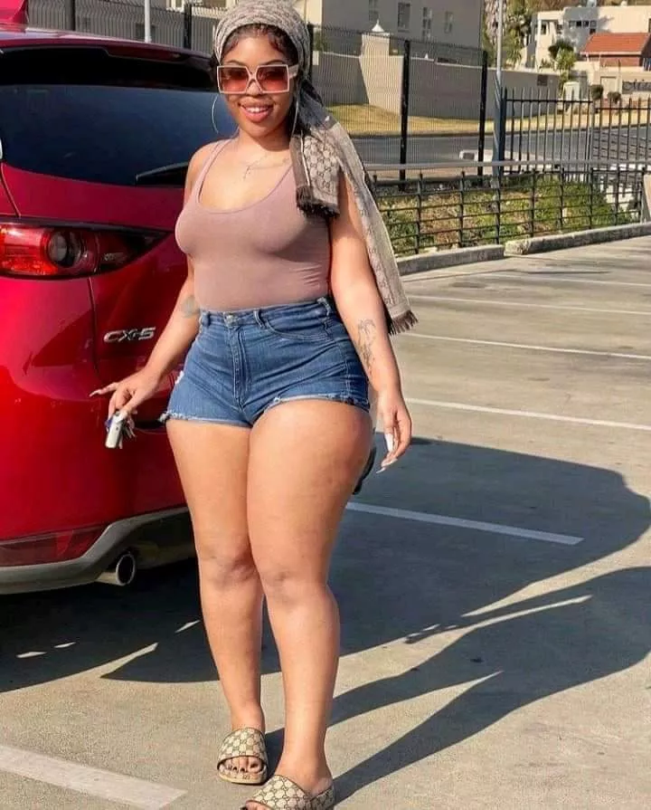 Short Jeans That Can Catch a Man's Attention, See Photos