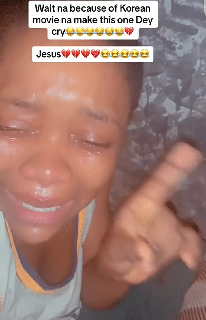 Lady burst into tears over Korean movie scene