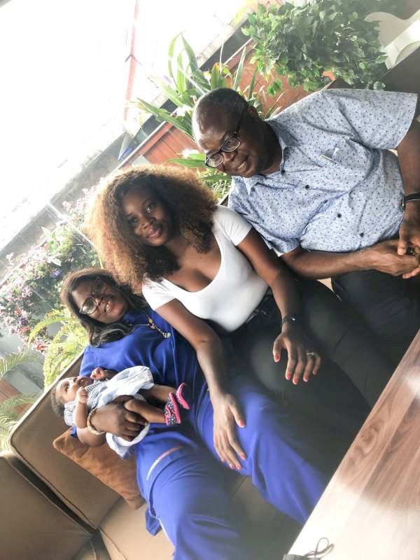 Lady puts a smile on her parents faces by taking them to lunch (Photos)