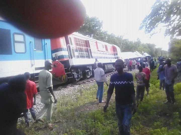 Passengers Stranded as Train Heading to Lagos Derails in a Forest in Kwara (Photos)