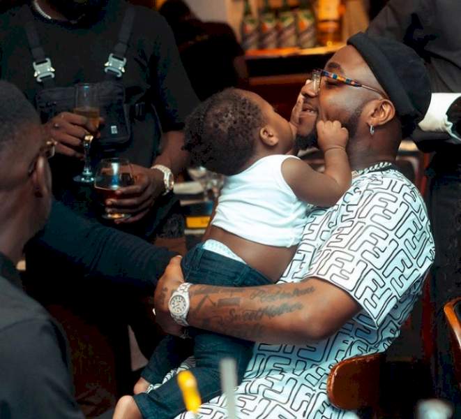 Checkout Davido's son's reaction after Davido allowed him meet his massive fans for the first time (Video)