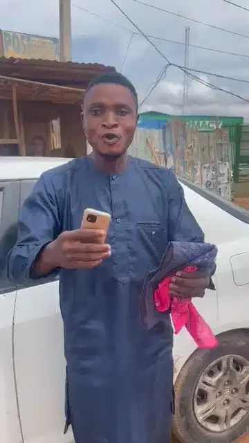 'I saw it on the ground' - Phone thief caught in Ibadan while attempting to run (Video)