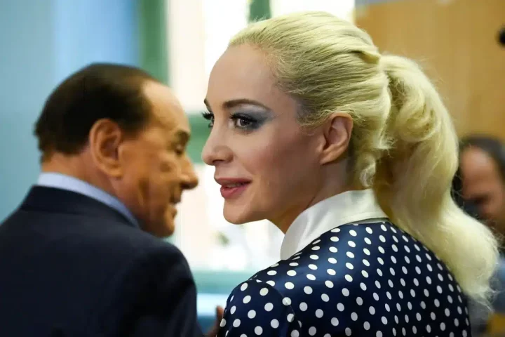 Italy's ex-prime minister, Berlusconi reportedly wills €100M to his girlfriend