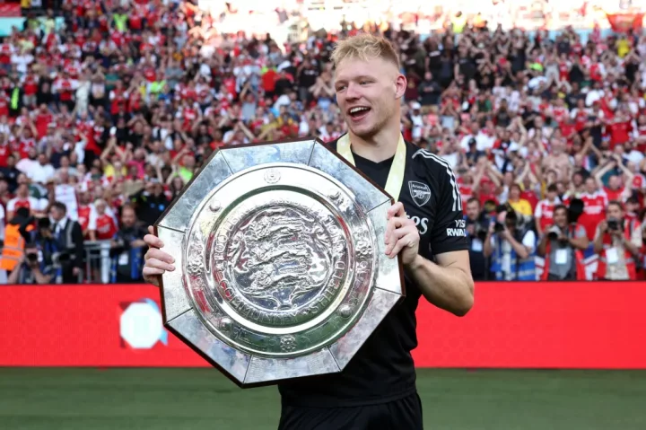 LONDON, ENGLAND - AUGUST 06: Aaron Ramsdale of Arsenal holds the FA Community Shield following The FA Community Shield match between Manchester City against Arsenal at Wembley Stadium on August 06, 2023 in London, England. (Photo by Eddie Keogh - The FA/The FA via Getty Images)