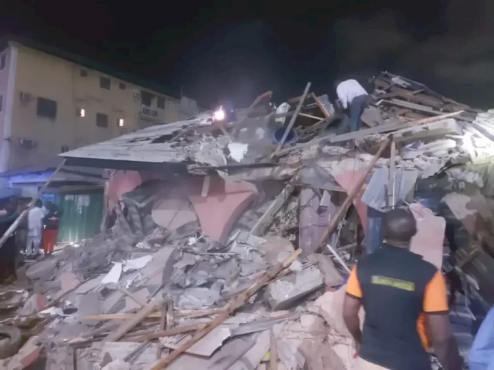 Three-storey building collapses at Ebute Metta (Video)