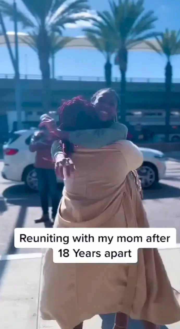 Emotional moment lady reunited with her mum after 18 years (Video)