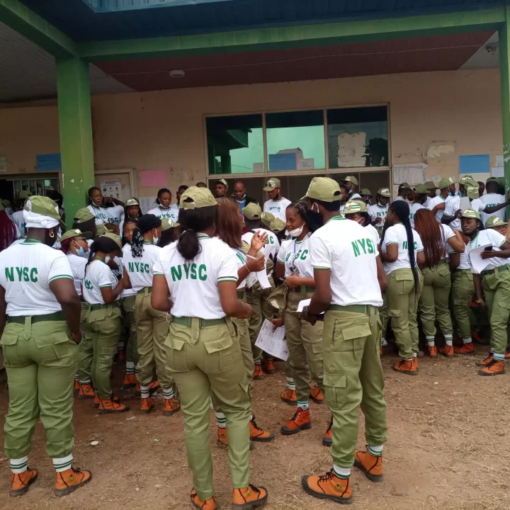 NYSC worker quits job after staying in Lagos traffic for 8 hours