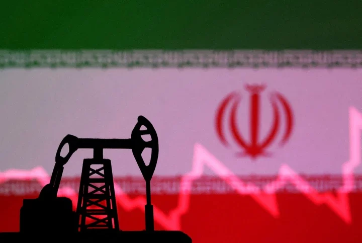 Iran says broke 10-year record in oil exports