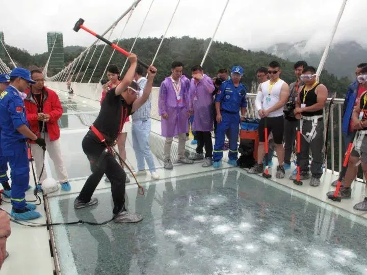 See How The Chinese Glass Bridge Was Tested Before People Were Allowed To Cross (Photos)