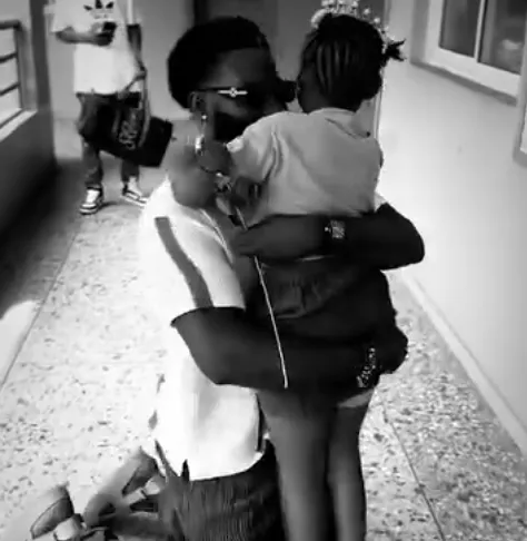 U.S-based actor, Gbenro Ajibade flies to Nigeria to surprise his daughter on her 8th birthday (video)