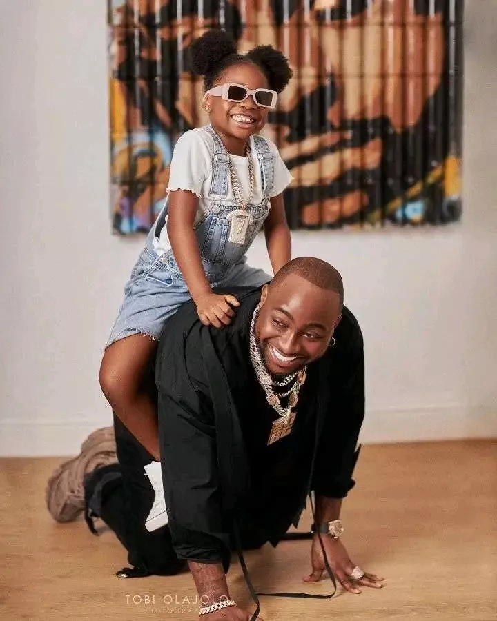 'Davido reportedly on vacation with his children; Imade absent' - Blogger alleges