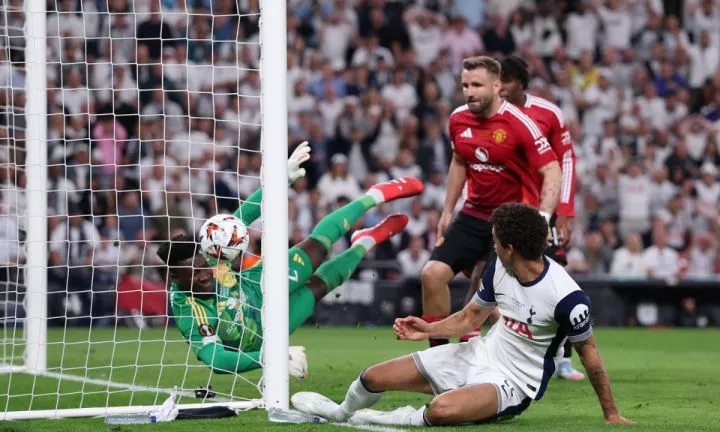 Tottenham defeat Man Utd to win Europa League Tottenham defeat Man Utd to win Europa League