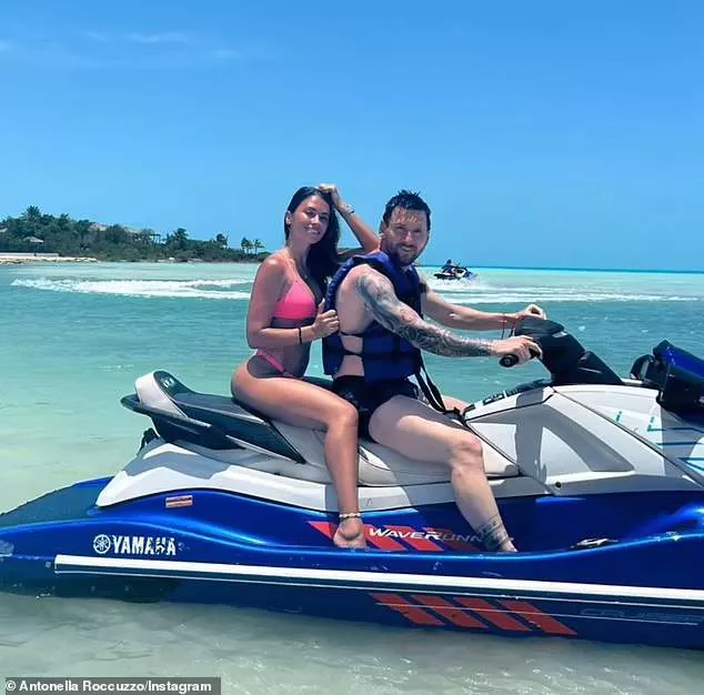 Lionel Messi and his wife Antonela�Roccuzzo share photos from their Caribbean vacation