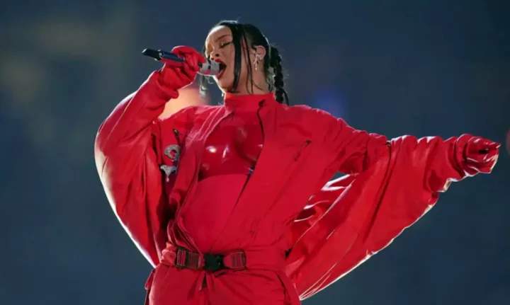 Worst halftime show in Super Bowl histroy - Donald Trump slams Rihanna's performance