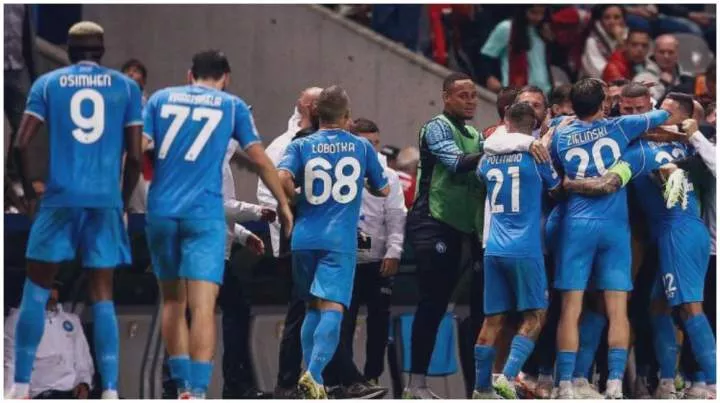 Victor Osimhen celebrates with his Napoli teammates. (Photo Credit: Vidi/X)