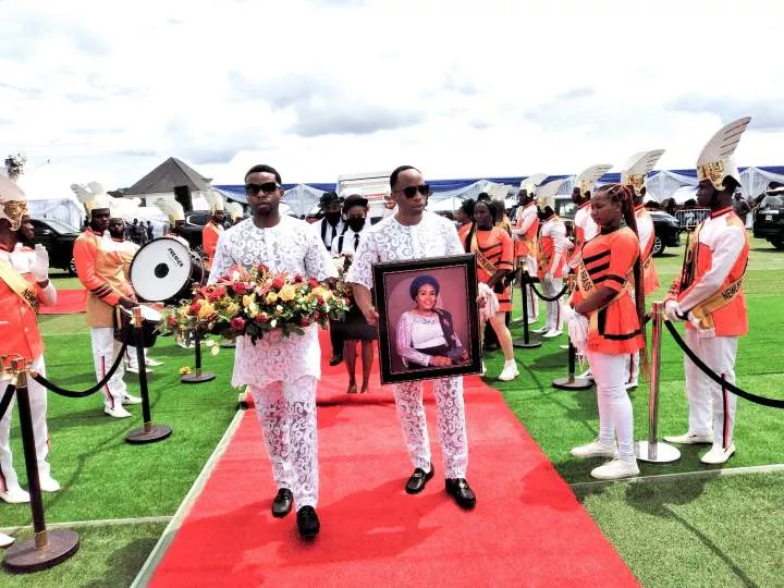 Photos from the funeral of wife of former Senate President Ken Nnamani