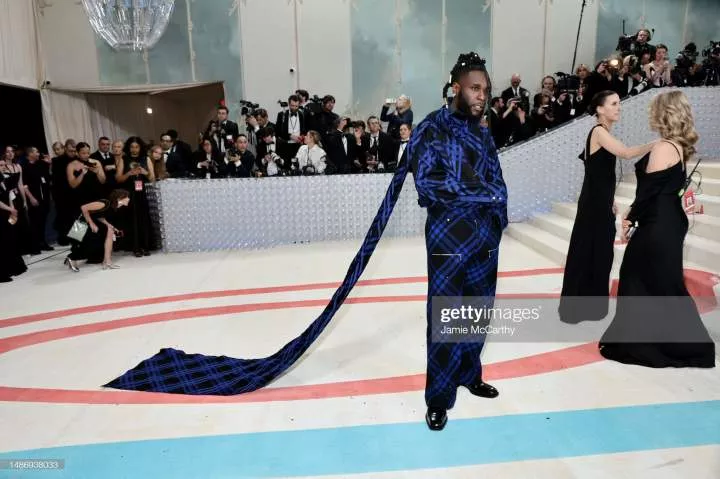 She no wan block view again - 'Fashion police' analyze Burna Boy and Tems outfit to the 2023 Met Gala