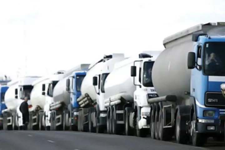 Nigerian government bans 60,000-litre fuel tankers from March 1