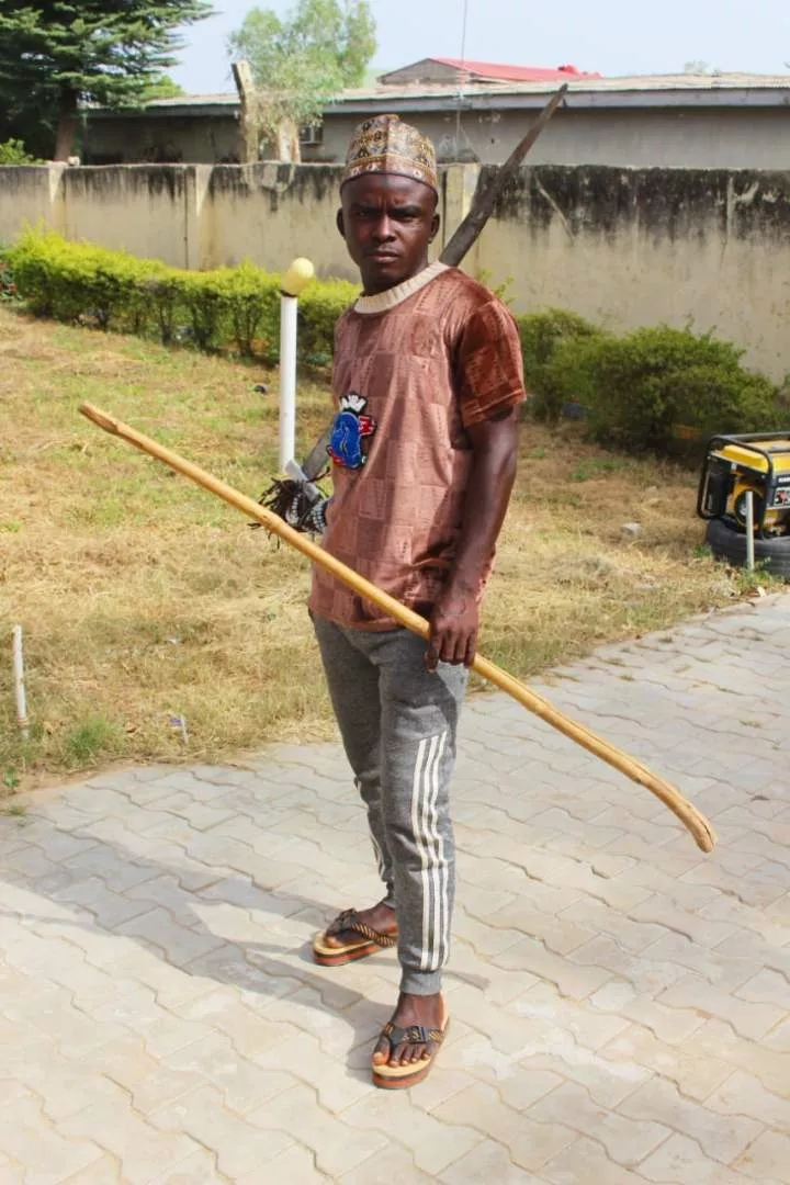 Wanted notorious thug and his 40 followers surrender to police in Kano