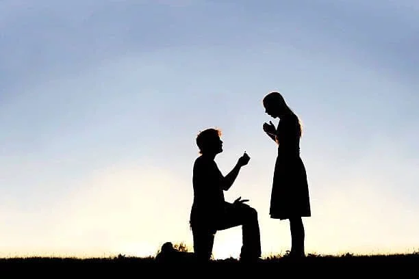 Why do people propose on one knee? Here's all you need to know