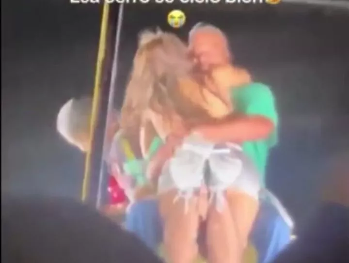 Husband dumps wife of 10 years for hugging and kissing singer during concert, video goes viral